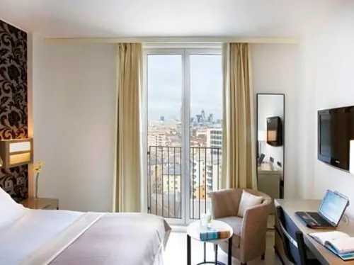 H10 London Waterloo Hotel Rooms Photos