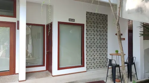 Sarina Hotel & Villa Extérieur Photos