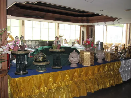 Diamond River Ping Petch-Ngam Hotel Mahlzeiten Photos