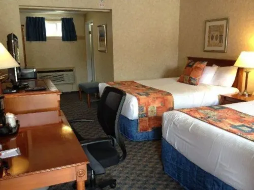 North Vancouver Hotel Rooms Photos