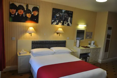 Hotel Celebrity Bournemouth East Cliff by Villare Hotels Rooms Photos