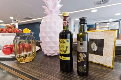 Elaya Hotel Munich City Dining Photos