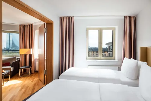 Lindner Hotel Frankfurt Main Plaza - JDV by Hyatt Zimmer Photos