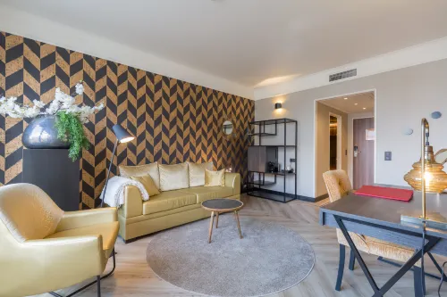 Leonardo Hotel Antwerp the Plaza Rooms Photos