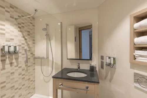 Hampton by Hilton Freiburg Chambres Photos