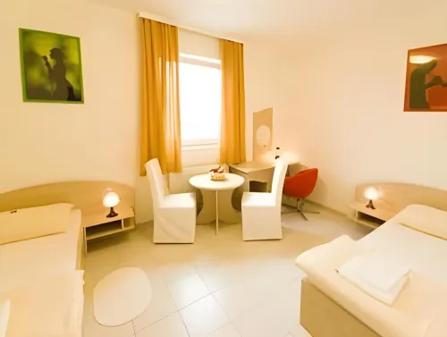 Lenas Donau Hotel Phòng Photos