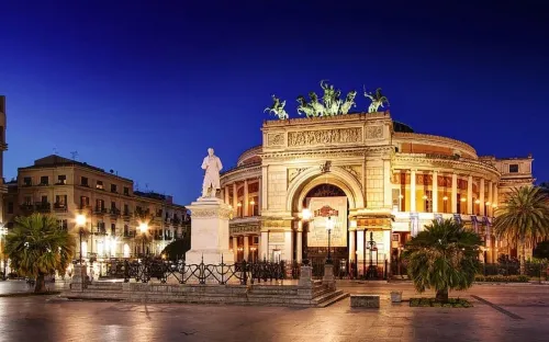 Palazzo Brunaccini Boutique Hotel Extérieur Photos