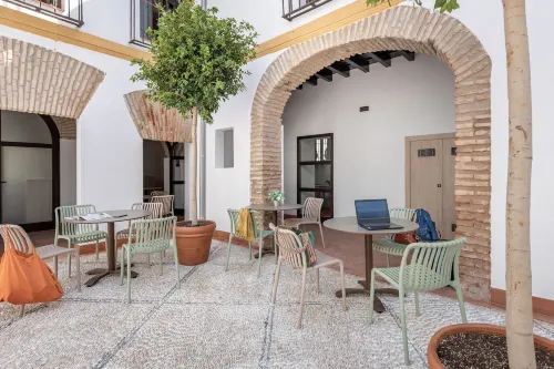 Líbere Córdoba Patio Santa Marta Public Areas Photos