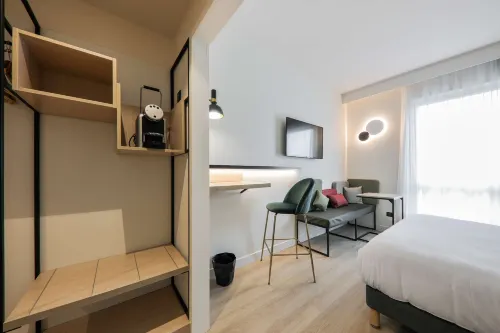 Campanile Smart Lyon Est - Eurexpo Bron Aviation Chambres Photos