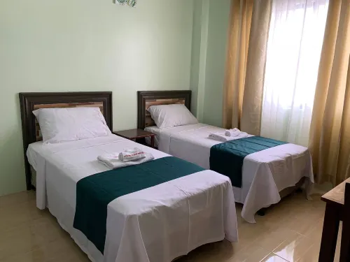 Adams View Hotel Номера Photos