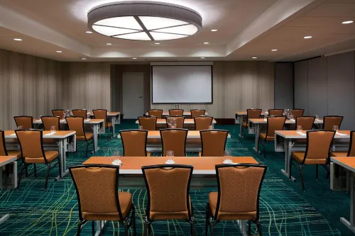 SpringHill Suites Houston Downtown/Convention Center Business Photos