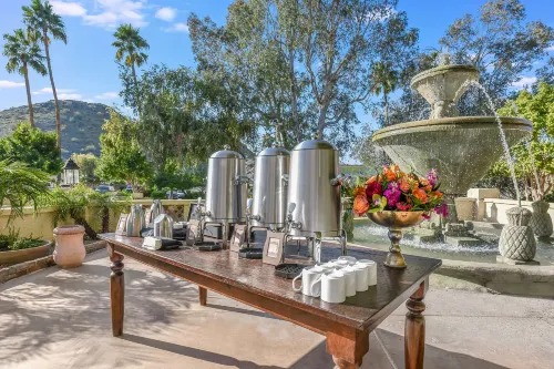 Hilton Phoenix Tapatio Cliffs Resort Spisning Photos