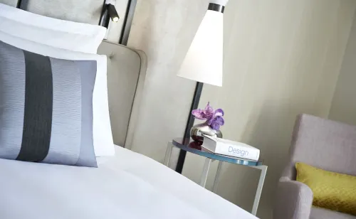 Renaissance Paris la Defense Hotel Rum Photos