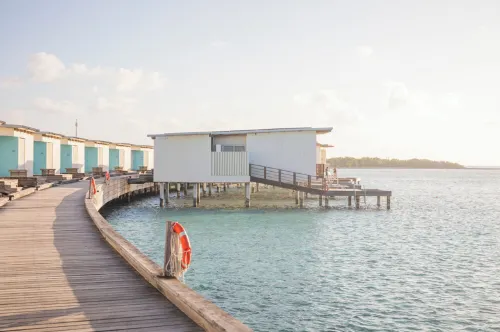 Holiday Inn Resort Kandooma Maldives - Kids Stay and Eat Free Dekat Hotel Photos