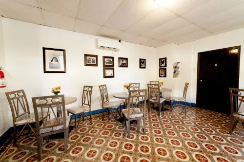 Hotel Colonial Restauration Photos