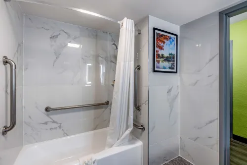 SureStay Plus Hotel by Best Western St. Louis Westport Photos