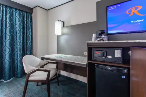 Don Laughlin's Riverside Resort & Casino Rooms Photos