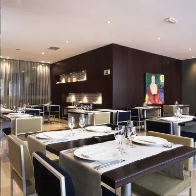 Hotel Ciutat Martorell Dining Photos