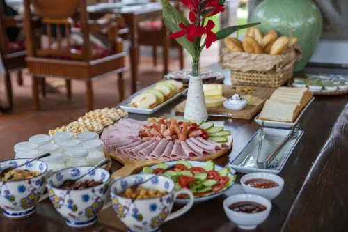 Bai Dinh Garden Resort & Spa Restauration Photos