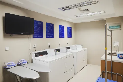 Holiday Inn Express Suzhou Changjiang Photos