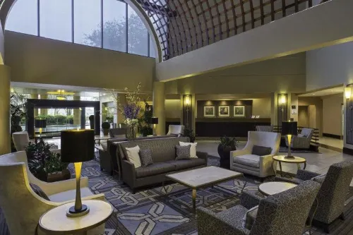 Sheraton Houston Brookhollow Hotel À proximité de l'hôtel Photos