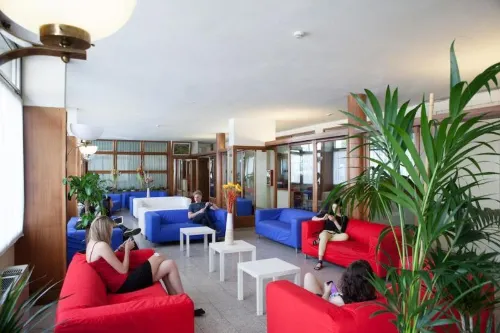 Auto Park Hotel À proximité de l'hôtel Photos