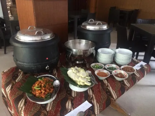 Surya Kencana Seaside Hotel Pangandaran Makanan Photos