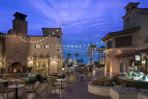 Hyatt Regency Huntington Beach Resort and Spa Dining Photos