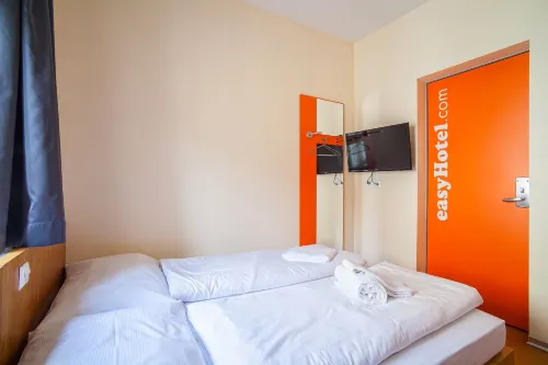 EasyHotel Basel - Self Service and Self Check-IN Camere Photos