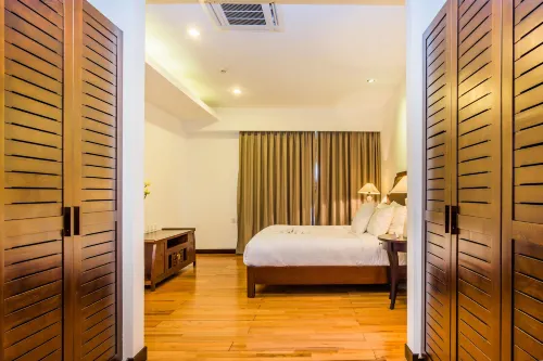 Elegant Suites Westlake Photos