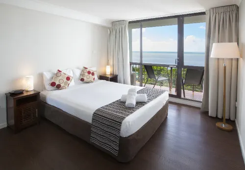 Cairns Plaza Hotel Photos