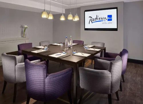 Radisson Blu Hotel Leeds City Centre Business Facilities Photos