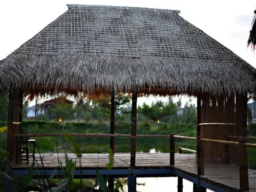 Sabye D Resort at Surat Extérieur Photos