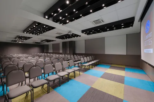Comfort Suites Flamboyant Goiânia Geschäftseinrichtungen Photos