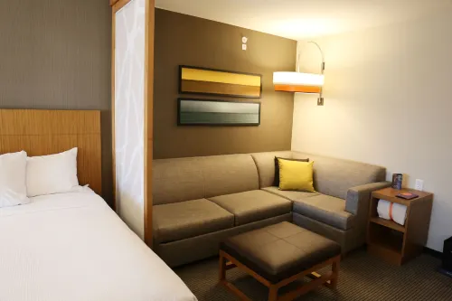 Hyatt Place Austin Airport Photos