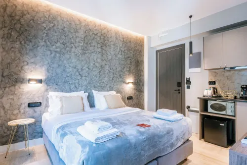 Royalty Suites Psyrri Rooms Photos