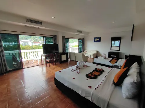 Hrk Resort Kamar Photos