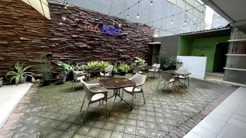 Tab Hotel Surabaya Eksterior Photos