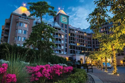 Hotel Grand Pacific Exterior Photos