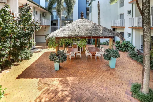 Coral Tree Inn Esterni Photos