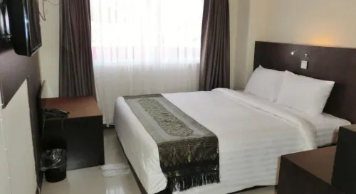 Hotel Yankin Rum Photos