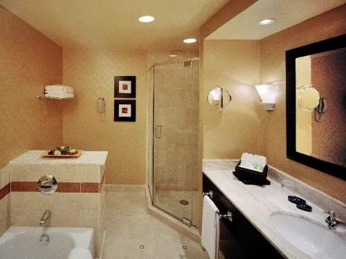 InterContinental Chicago Magnificent Mile Photos