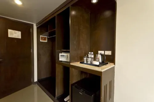 Mandarin Plaza Hotel Rooms Photos