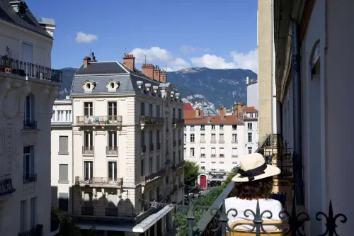 Le Grand Hotel Grenoble, BW Premier Collection À proximité de l'hôtel Photos