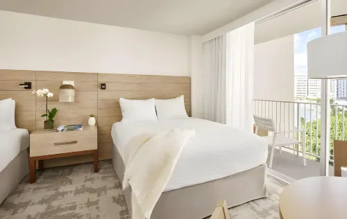 Alohilani Resort Waikiki Beach Kamar Photos
