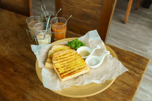 Coral Tree Villa Huahin Dining Photos