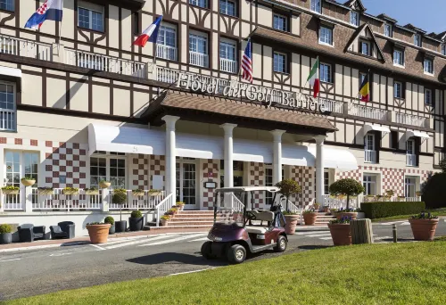 Hôtel Barrière L'Hôtel du Golf Deauville Extérieur Photos