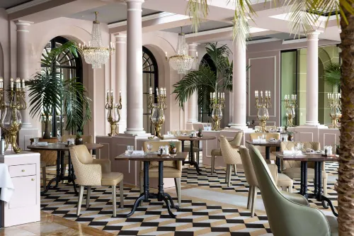 Victoria Jungfrau Grand Hotel and Spa Interlaken Restauration Photos