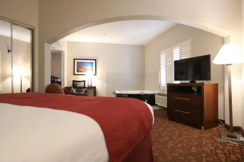 Best Western Lanai Garden Inn  Suites Camere Photos