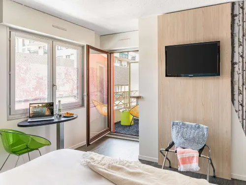 ibis Styles Annecy Gare Centre Chambres Photos